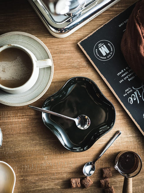 Spoon Holder, Porcelain Spoon Rest with Deep Drip Tray for Kitchen Counter, Heat-Resistant, Black Ruffled Edge