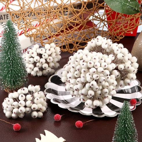 Tatuo 400 Pieces Artificial Frosted Holly Berries, Fake 12 mm Mini Fruit Berry Flower Fall Decor (White)