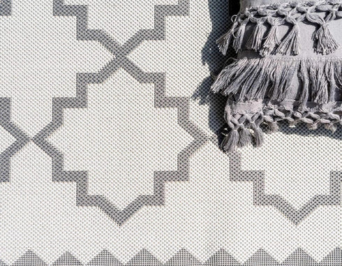 Unique Loom Outdoor Trellis Collection Area Rug - Stars, Gray/Silver (2' x 6' 1" Runner)