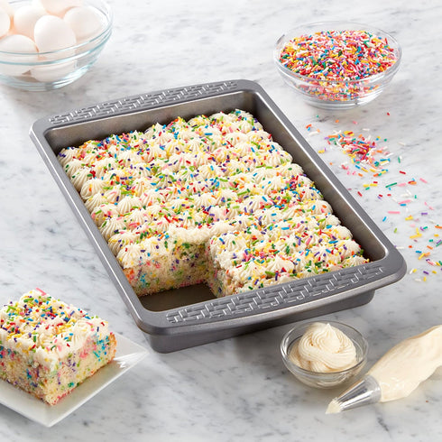 Chicago Metallic Everyday Non-Stick Cake and Brownie Pan for Traditional Cakes, Casseroles, Macaroni and Cheese