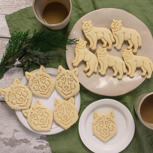 Set of 2 Wolf Cookie Cutters, Designs: Face and Body, 2 Pieces - Bakerlogy