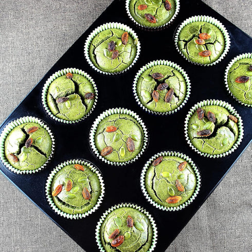 Foil Cupcake Liners Standard Black Baking Cups, 200 Pack