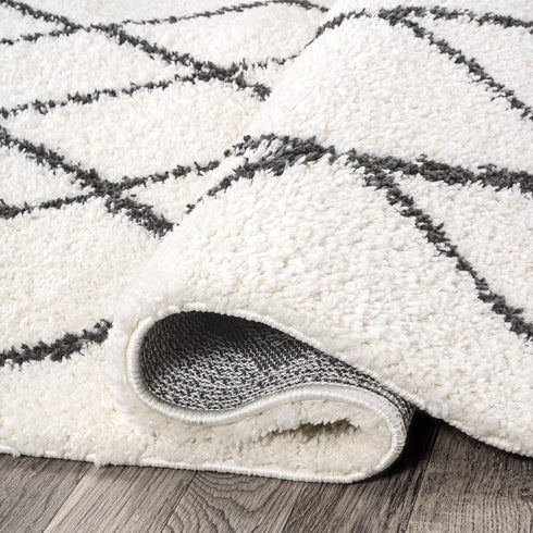 JONATHAN Y MOH410A-3 Cami Moroccan Style Diamond Shag Indoor Area Rug, White/Gray, 3 X 5