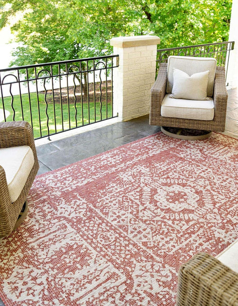 Unique Loom Outdoor Traditional Collection Area Rug, Timeworn 2' x 3' Rectangle Rust Red/Gray