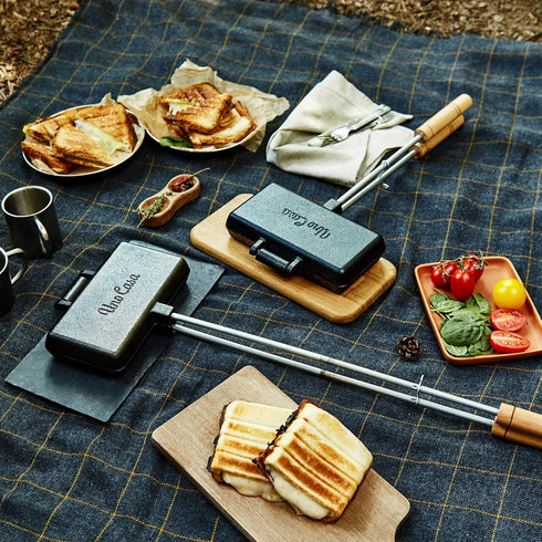 Uno Casa XL Pie Irons Cast Iron Sandwich Maker, Mountain Pie Maker with Recipe Book for Campfire Cooking