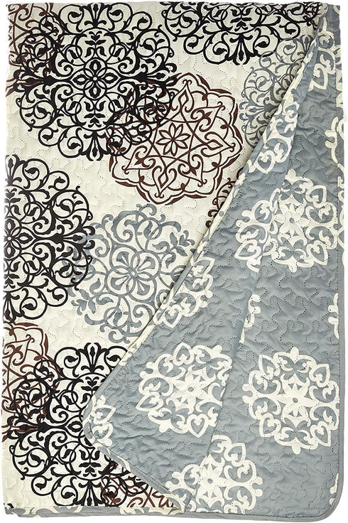 Chic Home Judith Boho Inspired Reversible Print Quilt Set, 1 Piece, Queen, Beige.