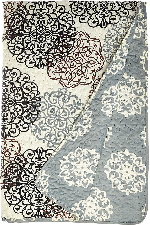 Chic Home Judith Boho Inspired Reversible Print Quilt Set, 1 Piece, Queen, Beige.