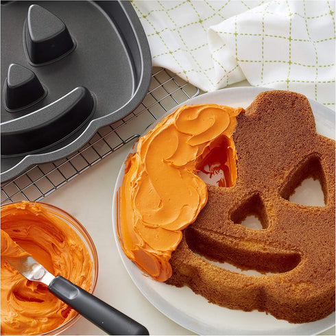 Wilton Jack-O-Lantern Fluted Cake Pan for Halloween Baking.