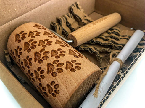 Rolling Pin Embossed with DOG PAWS Pattern, 4 Inch Size Roller for Baking Engraved Cookies
