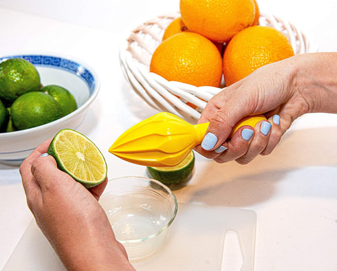 Prepara Juicy Juice Manual Citrus Reamer - Yellow