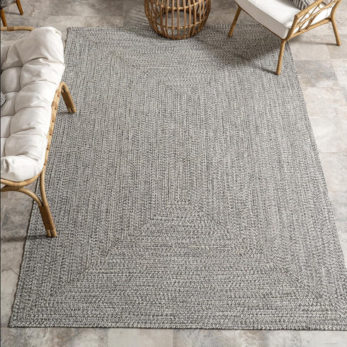 nuLOOM 2' x 3' Solid Hand Braided Indoor/Outdoor Area Rug, Weather Resistant, Pet-Friendly, Wynn Salt And Pepper