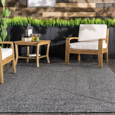 nuLOOM 2' x 3' Hand Braided Indoor/Outdoor Area Rug, Pet-Friendly, Weather Resistant, High Traffic, Wynn Charcoal