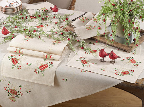 Saro Lifestyle Linen Blend Napkin Set of 4, Embroidered Ornament Design, Natural, 20"