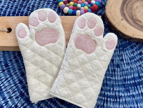 Cricket & Junebug Oven Mitts, Cat Paws - White and Pink.